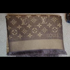 Louis Vuitton Brown Monogram Shawl Shine Scarf